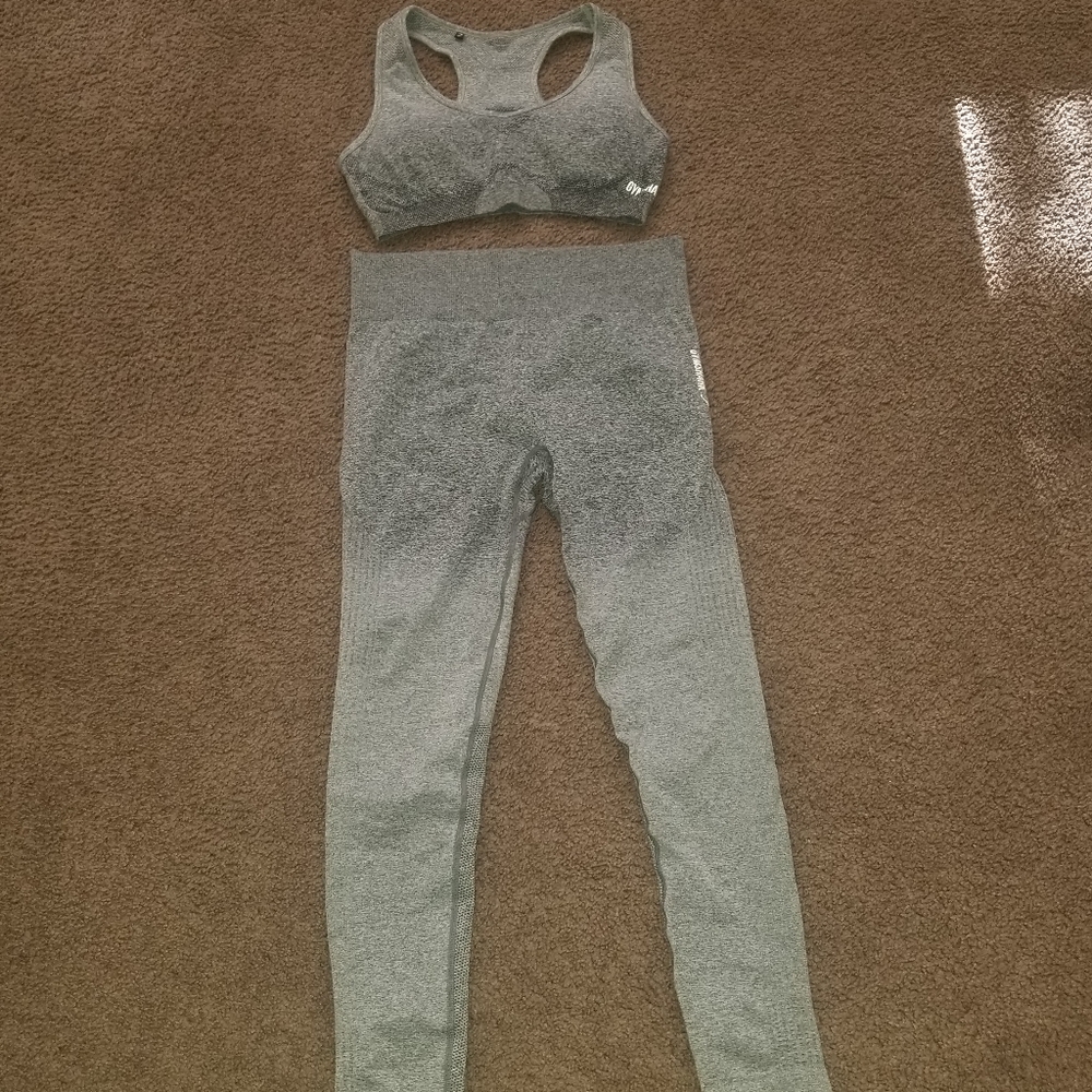 Gymshark ombre grey set